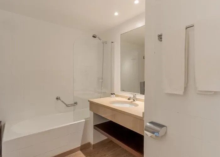 Tranquil Beachside - Atlantic Gardens *