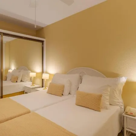 Tranquil Beachside - Atlantic Gardens Apartman