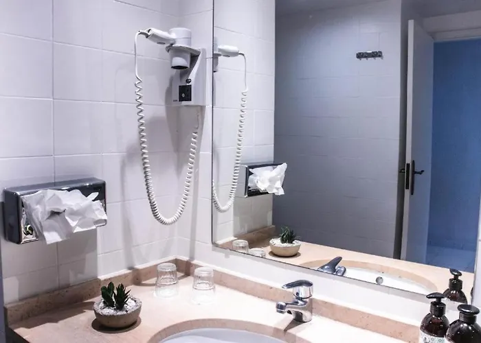 Tranquil Beachside - Atlantic Gardens Apartament Funchal (Madeira)