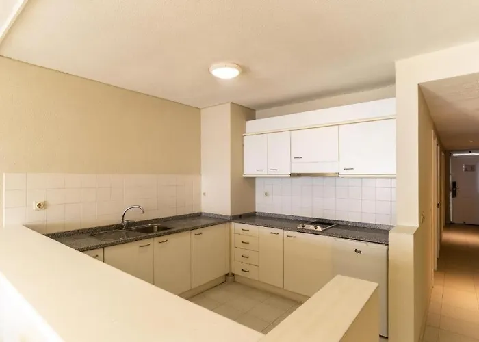 Tranquil Beachside - Atlantic Gardens Apartament